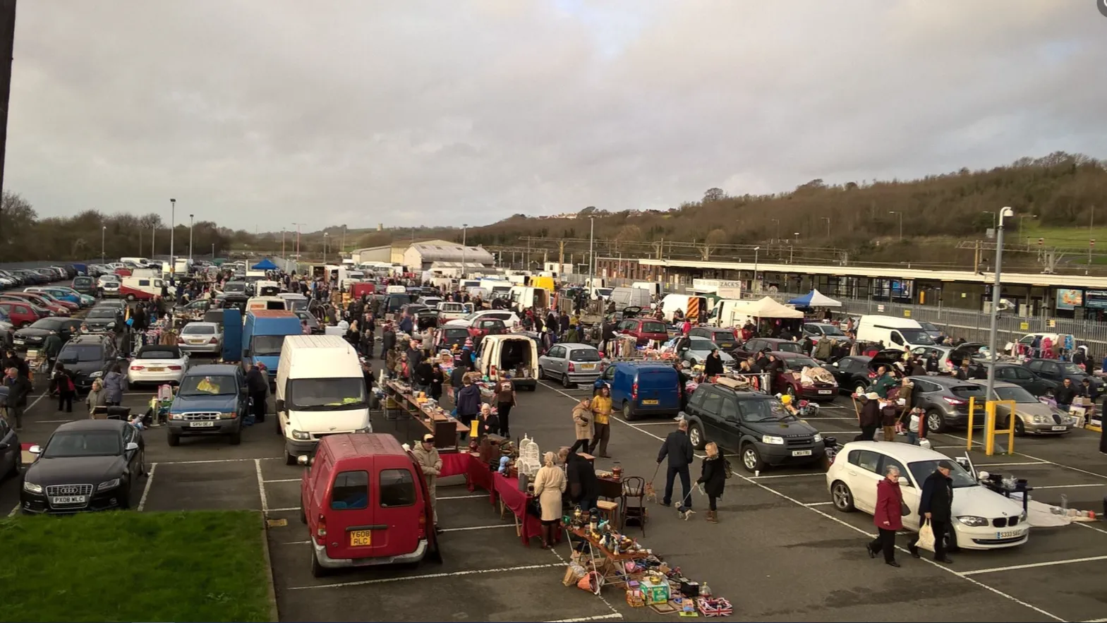 Leigh On Sea Car Boot Sale