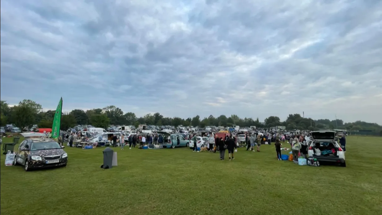 Tripes Farm Boot Sale